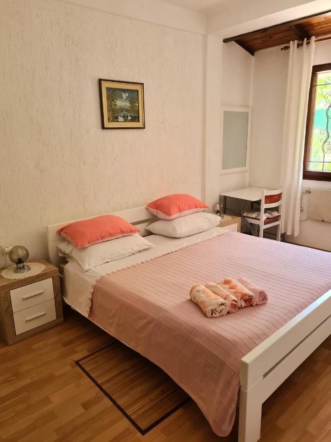 Apartmani Nadija Ровинь Экстерьер фото